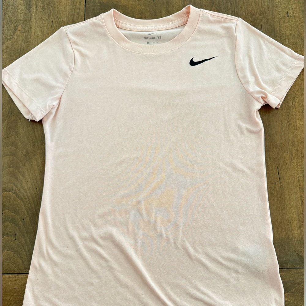 Nike tee
